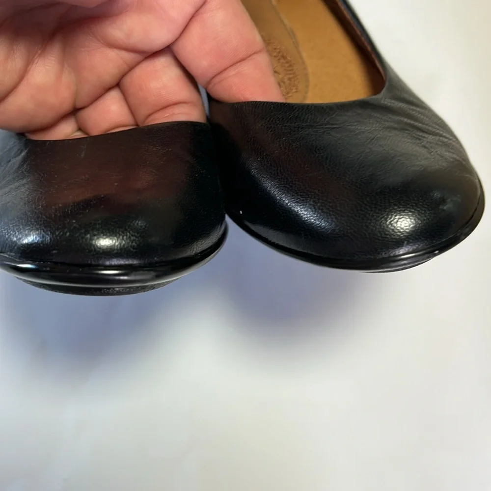 Sofft Samy woman’s black leather pump kitten wrapped heel arch support sz8 - Picture 4 of 14